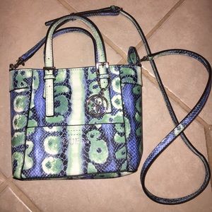 *New* GUESS - Delaney Tote Mini